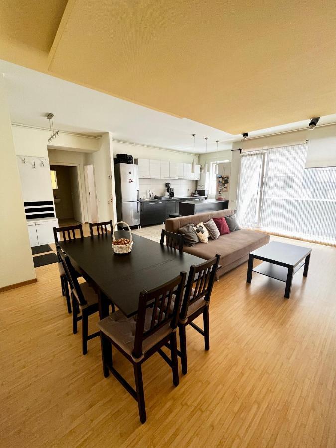 Alpha Apartment Braşov Buitenkant foto